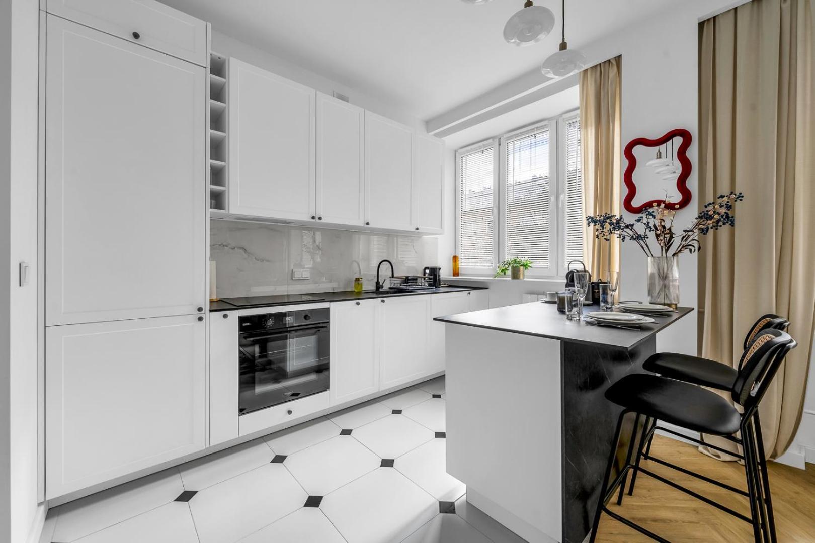 - Workspace & Park Nearby - By Rentujemy Warszawa